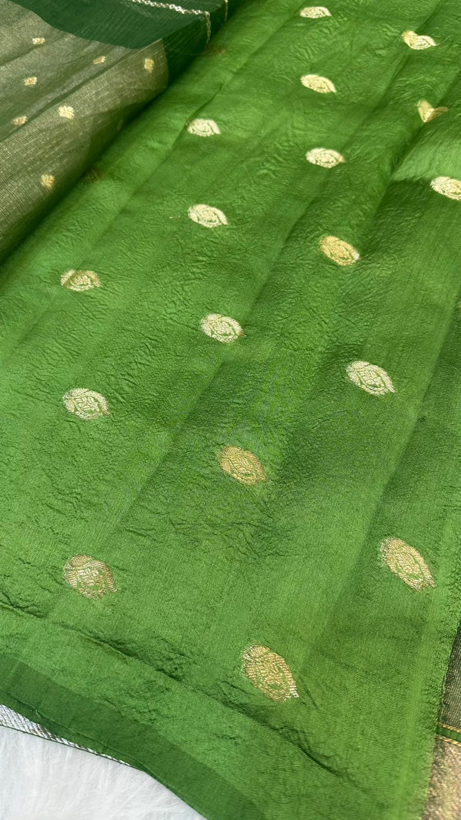Pure Organza Silk Zari Buti Zari Lines Design Saree