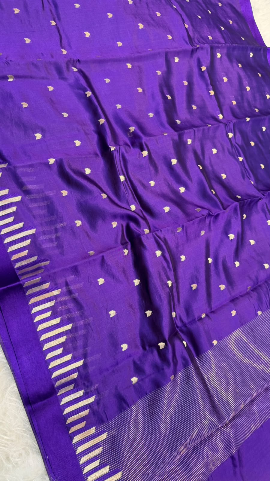 Pure Banarasi Soft Mango Silk Mashru Border Saree
