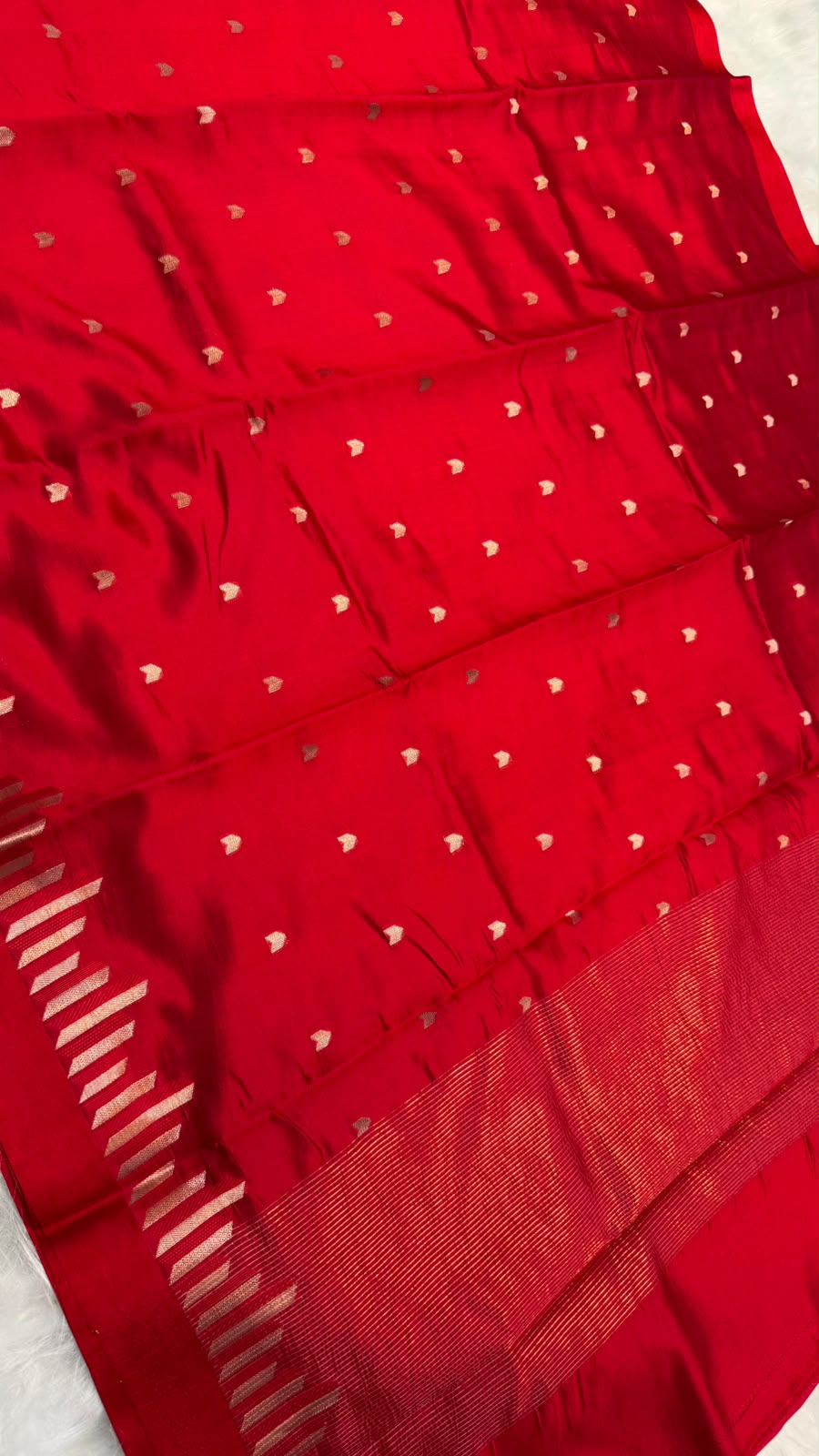 Pure Banarasi Soft Mango Silk Mashru Border Saree