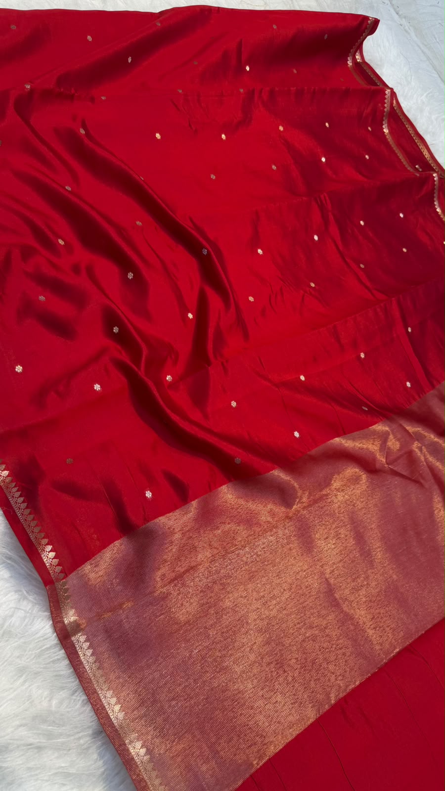 Pure Soft Silk Sona Rupa Buti Saree