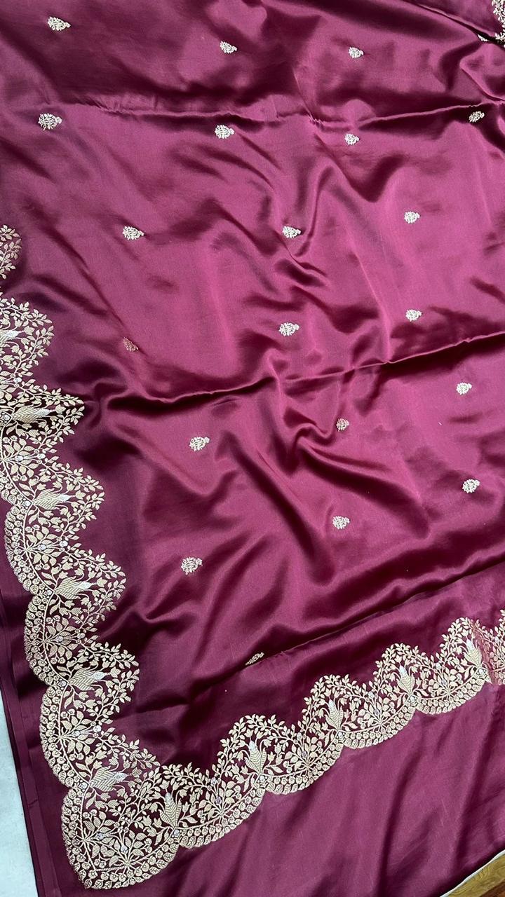 Handwoven Pure mashru silk kaduwa buti with minedar Scalloped Kaduwa border Saree