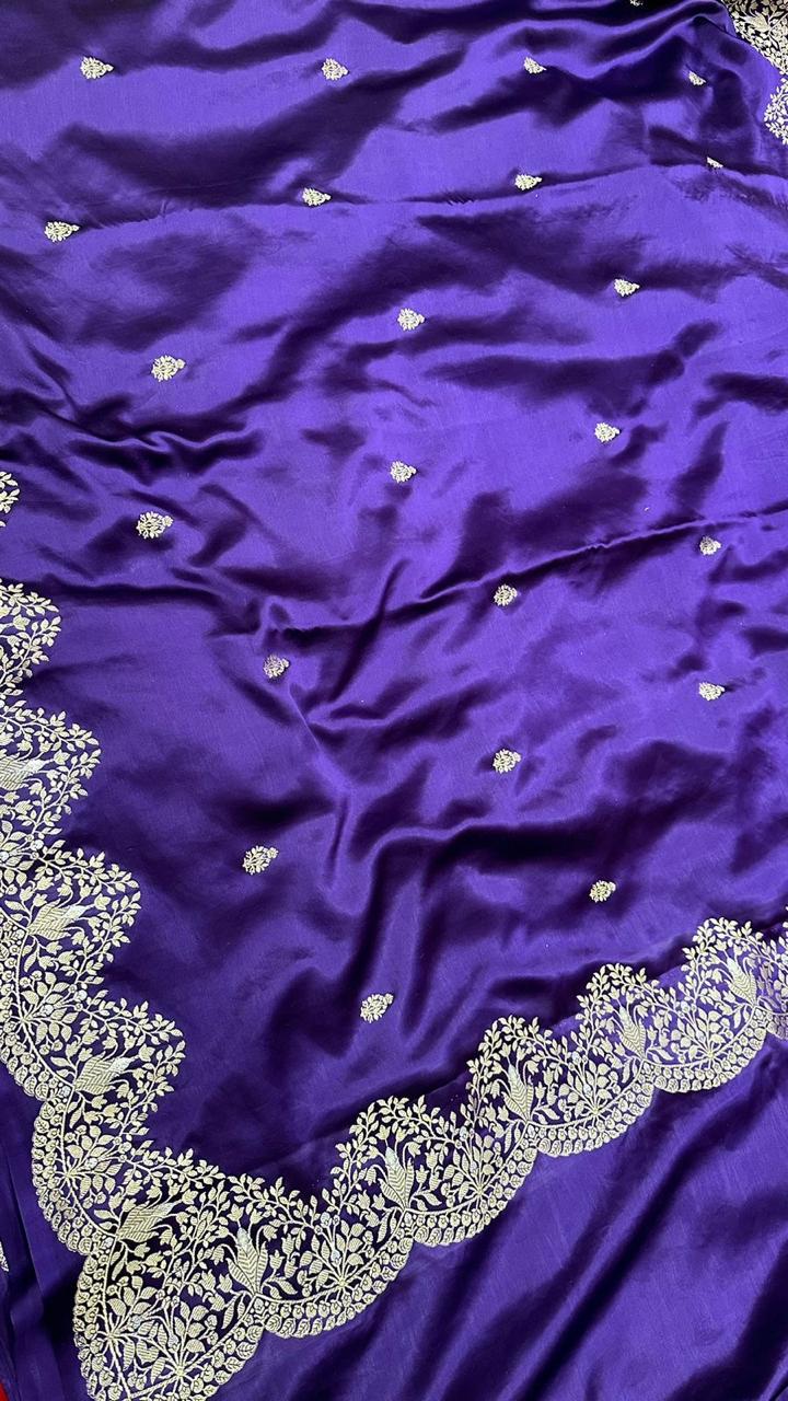 Handwoven Pure mashru silk kaduwa buti with minedar Scalloped Kaduwa border Saree