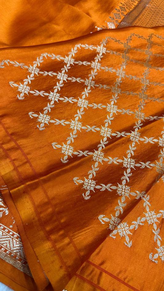 Pure handloom banarasi kadhua silk saree