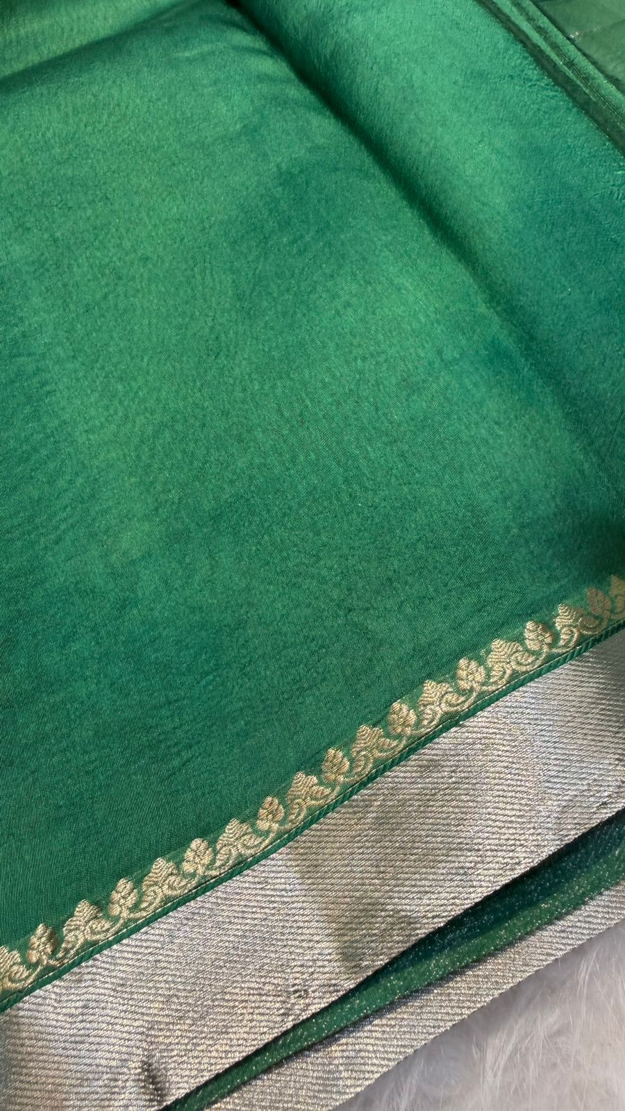Pure Banarasi Soft Organza Silk Zari lines zari border saree